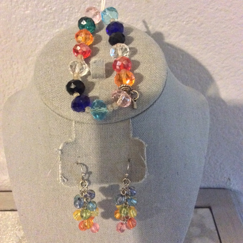 Super Cute New- Jewelry Set. Colorful and Trendy
